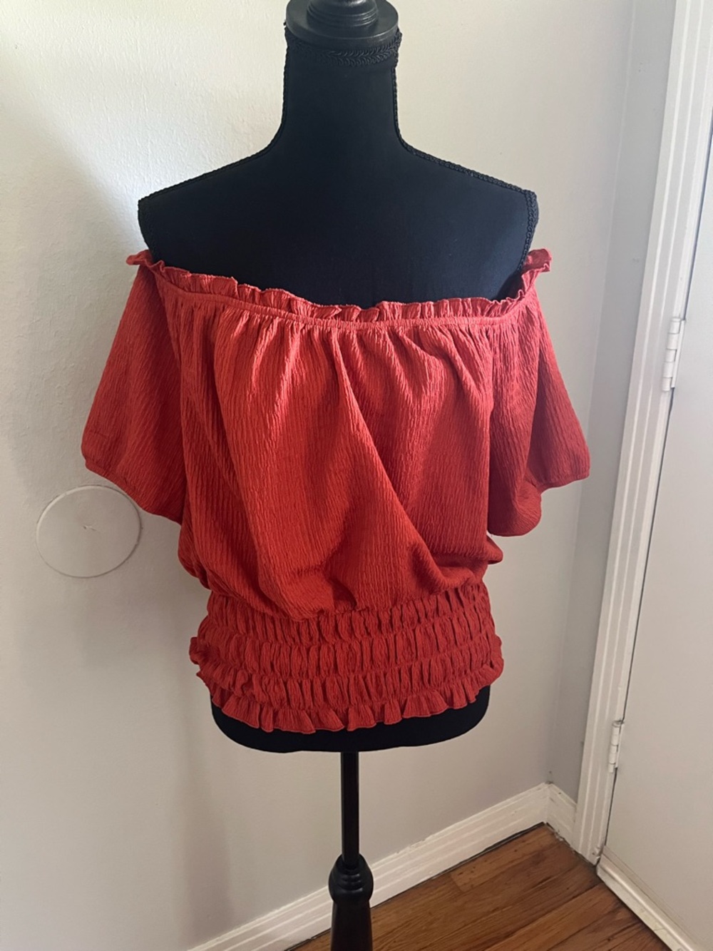The General Good Women’s Off-Shoulder Deep Orange Blouse Size XL NWT